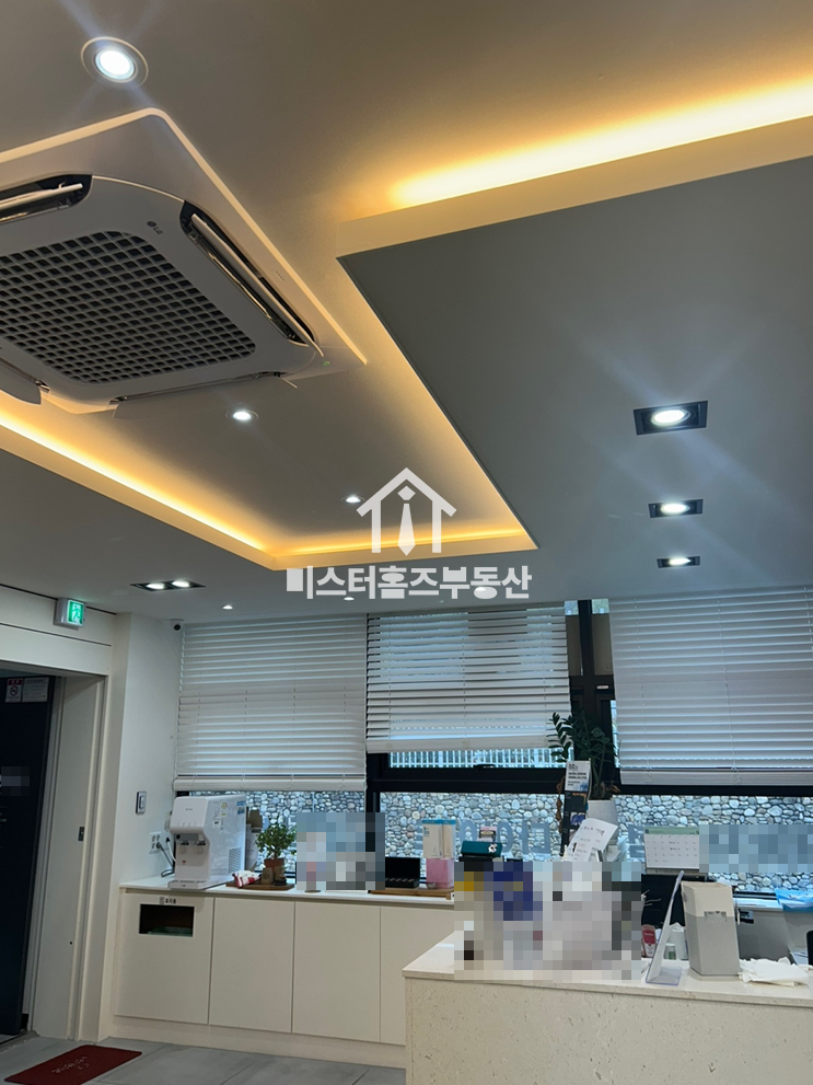 대구 수성구 범어동 주건축물제1동 병의원, 허가완료,내부 올 방염, 세련된 인테리어, 이사차 나온 귀한 매물, 대구수성구병원임대 월세 매물번호 12570 사진 1