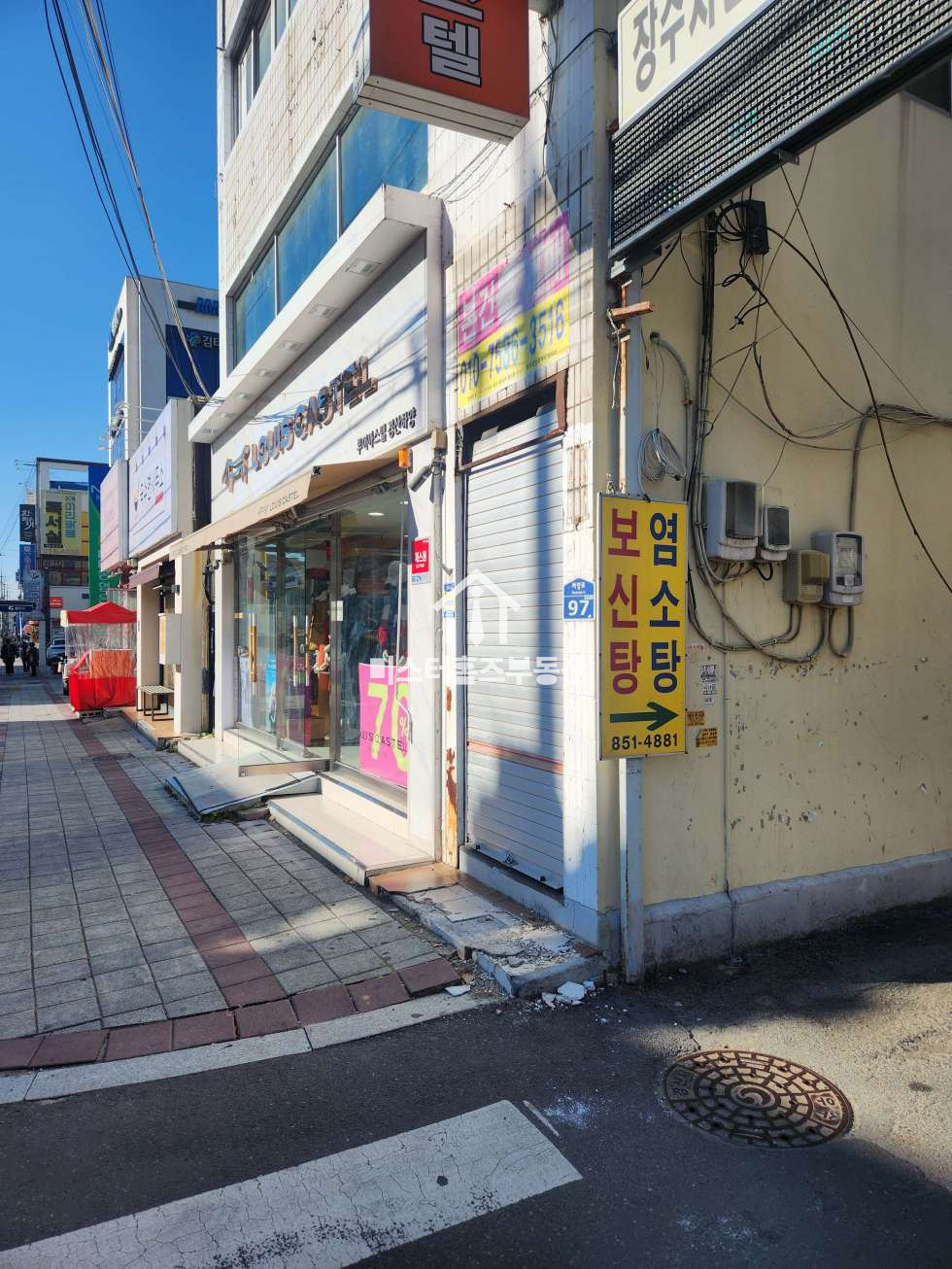 경북 경산시 하양읍 금락리 리모델링 후 병의원 및 수익형 부동산, 경산 하양 도로변 메인상권, 금락리 삼거리 코너 일반상업지역 3층 상가매매, 매매 매물번호 12214 사진 3