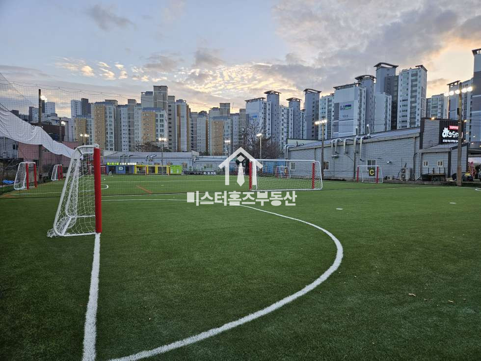 경북 경산시 정평동 정평동 대단지 아파트 인근 축구장 임대, 정평역 10분 거리 풋살 경기장 임대 월세 매물번호 12600 사진 7