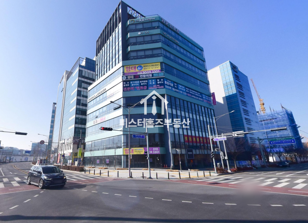 대구 수성구 대흥동 알파시티 사거리 코너, 대구 수성구 대흥동 4층 공실 상가임대, 병의원, 학원, 운동시설 월세 매물번호 11433 사진 1