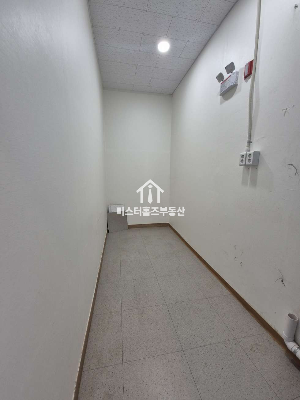 경북 경산시 중산동 펜타힐즈상가임대,인테리어완비,에어컨 구비,미용뷰티, 사무실 , 학원 등 월세 매물번호 13610 사진 8